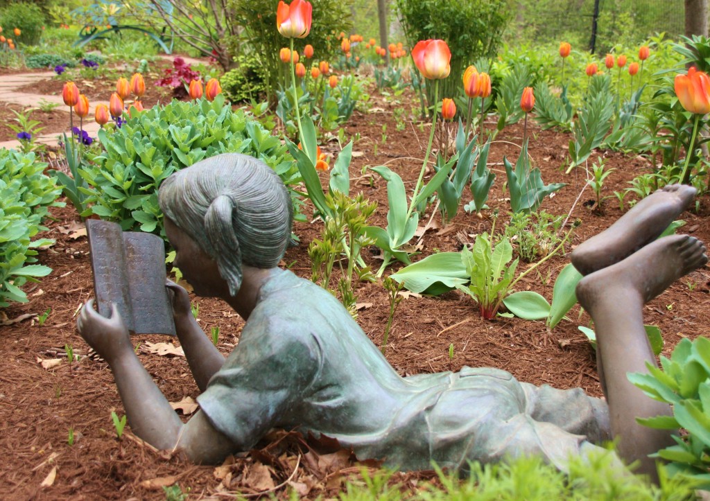 Bookworm Gardens, Sheboygan