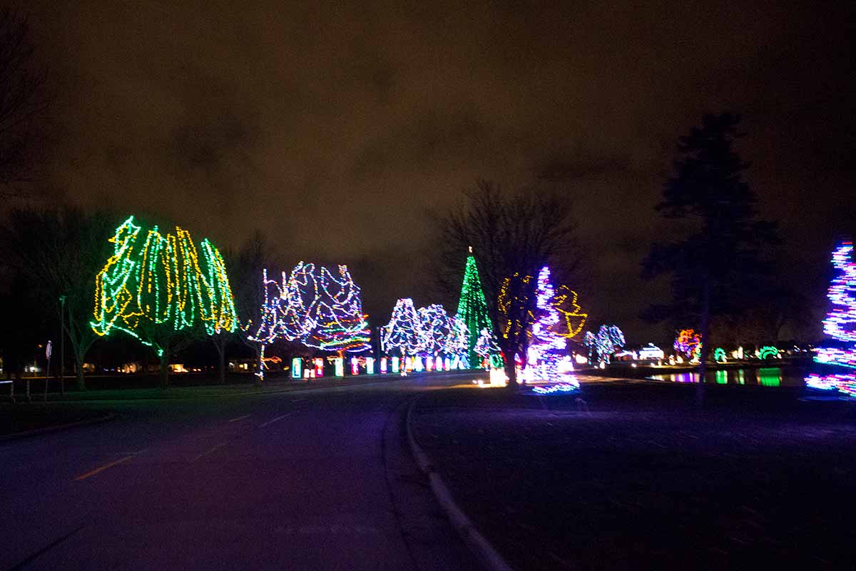 Lake Wildwood Christmas Lights 2022 7 Worth The Drive Community Christmas Light Shows From The Fox Valley