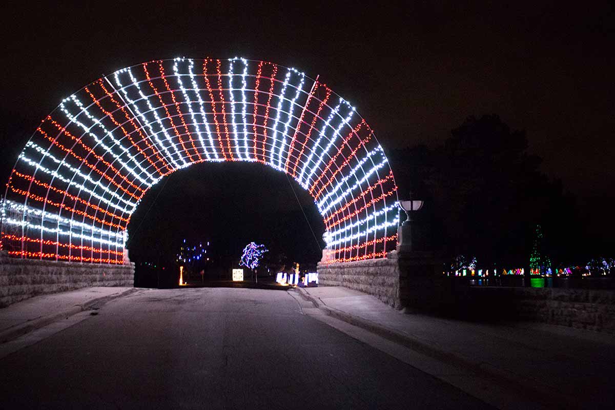 A Million Sparkling Lights At Oshkosh Celebration Of Lights!