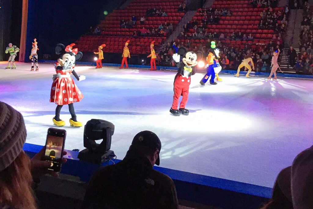 Disney on Ice Returns to the Resch Center in 2021 | Go Valley Kids