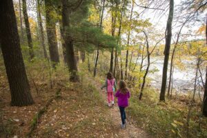 kids hiking on trails at Hartman Creek Wisconsin State Park in Waupaca
