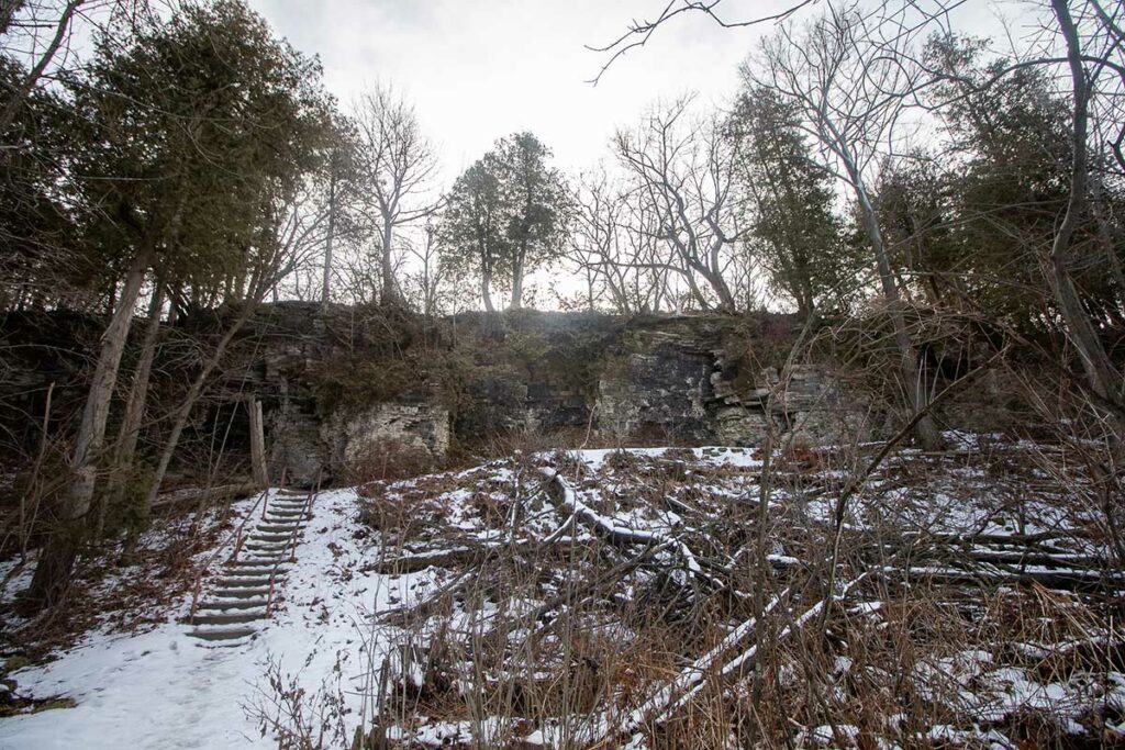 hiking trails at Bay Shore Park in New Franken in winter