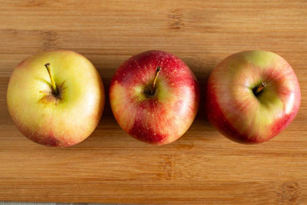 Apples on table