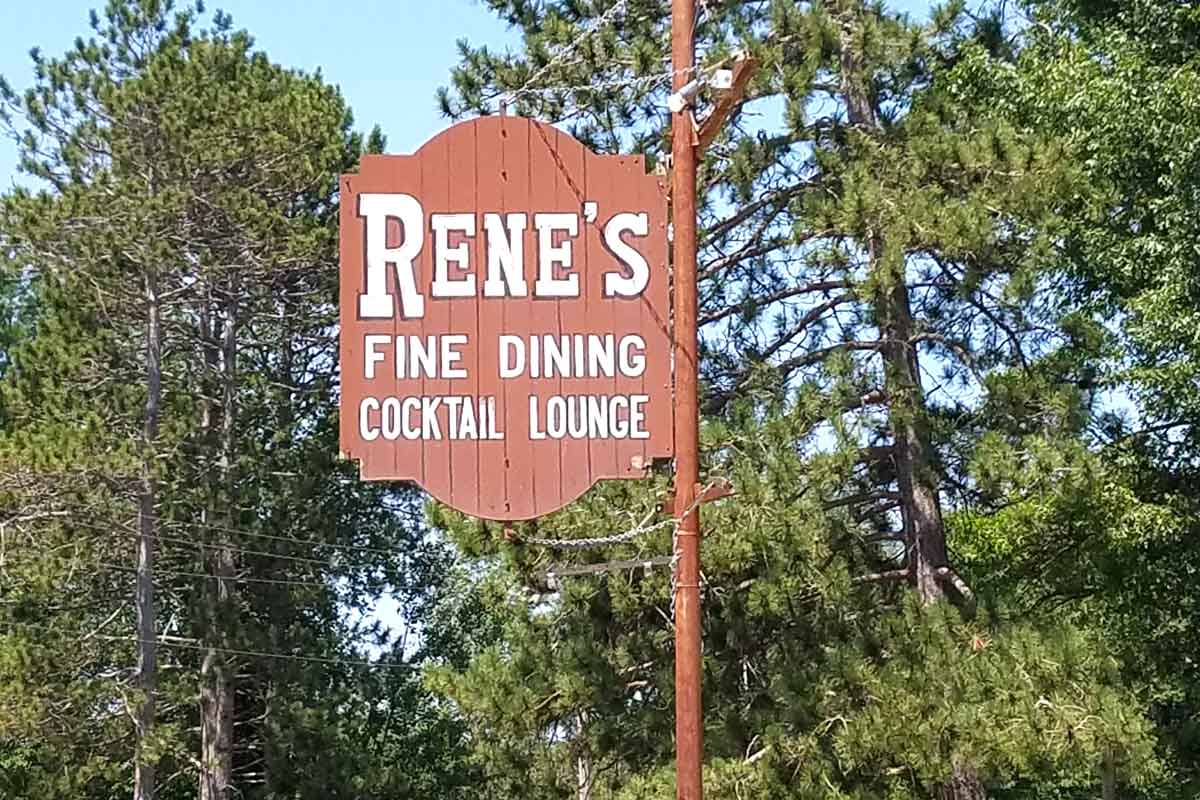 rene's fine dining cocktail lounge