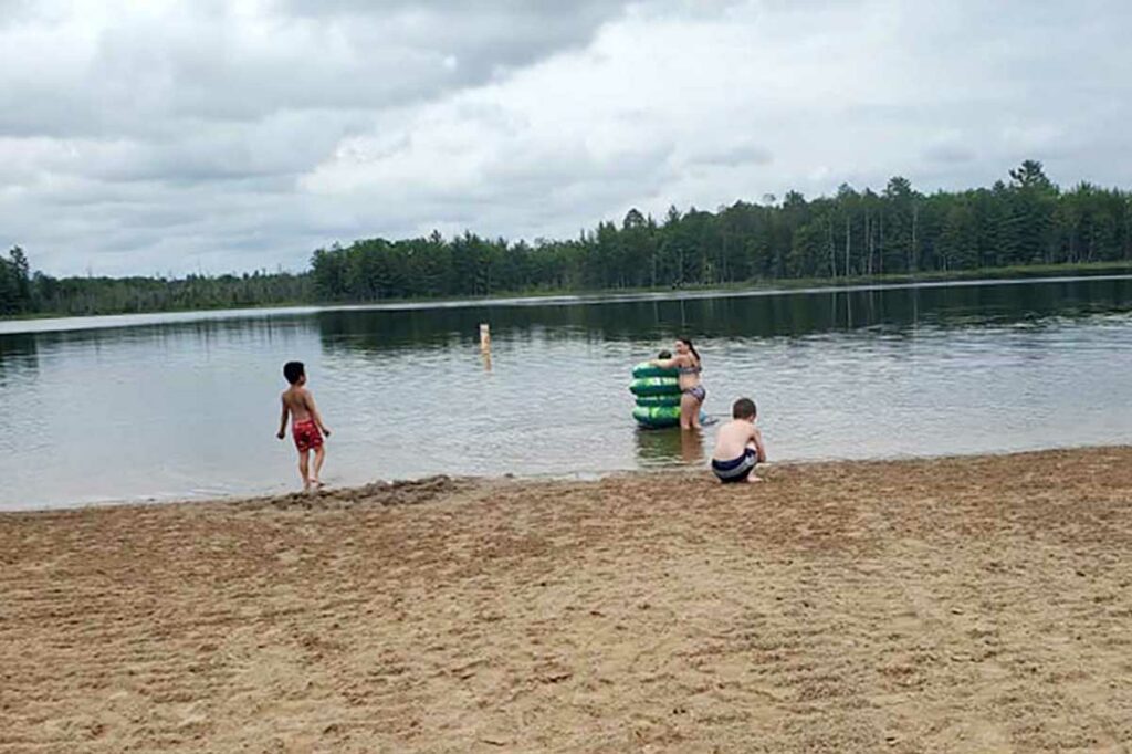 governor thompson state park beach