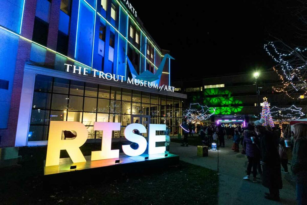 Sixteenth annual Festival of Lights at Lambeau Field set for Dec. 3