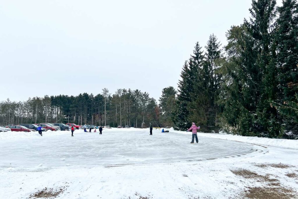 kids and families free ice skating in stevens point