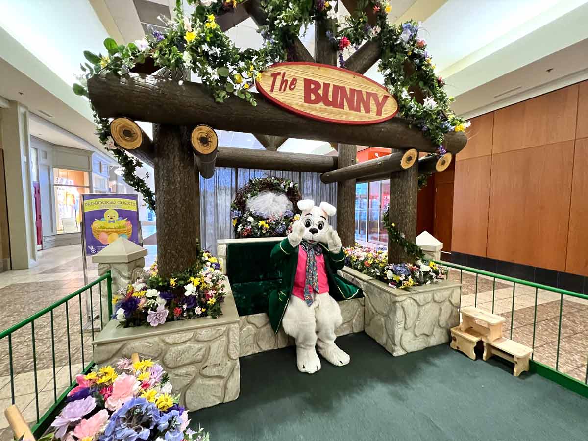 Easter Bunny at the Fox River Mall in Appleton