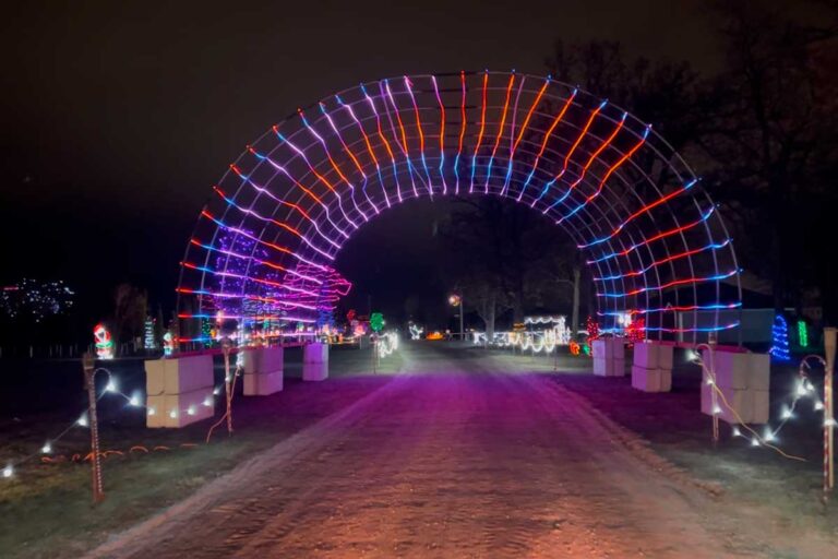 A Million Sparkling Lights At Oshkosh Celebration Of Lights!