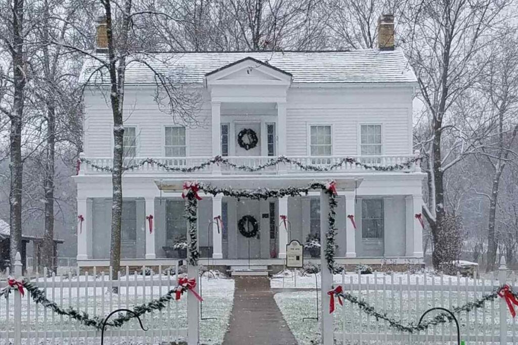 Grignon Mansion, Kaukauna at the holidays